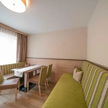 Haus Fridolin Апартаменты